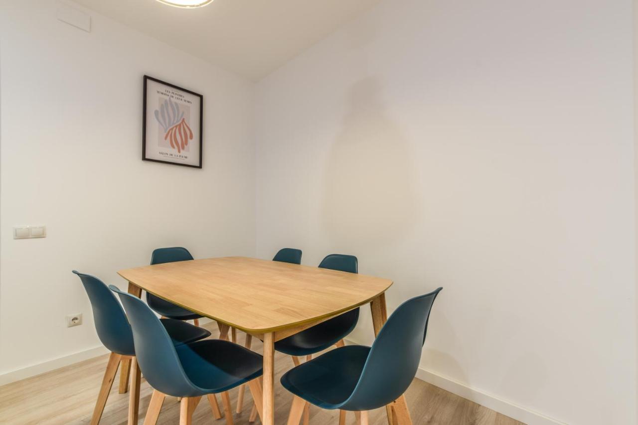 Apartamentos En Madrid Rio ภายนอก รูปภาพ