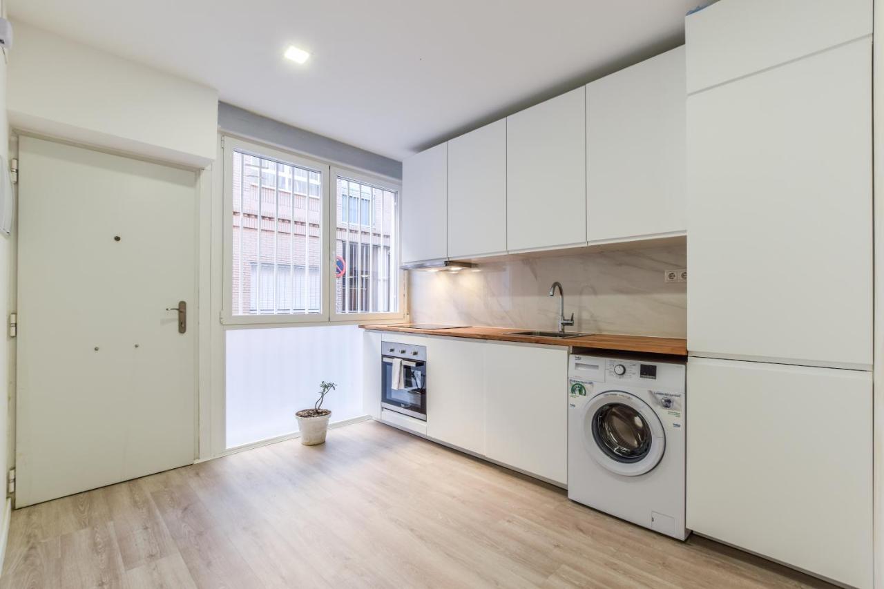 Apartamentos En Madrid Rio ภายนอก รูปภาพ