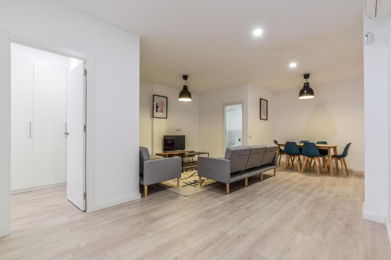 Apartamentos En Madrid Rio ภายนอก รูปภาพ