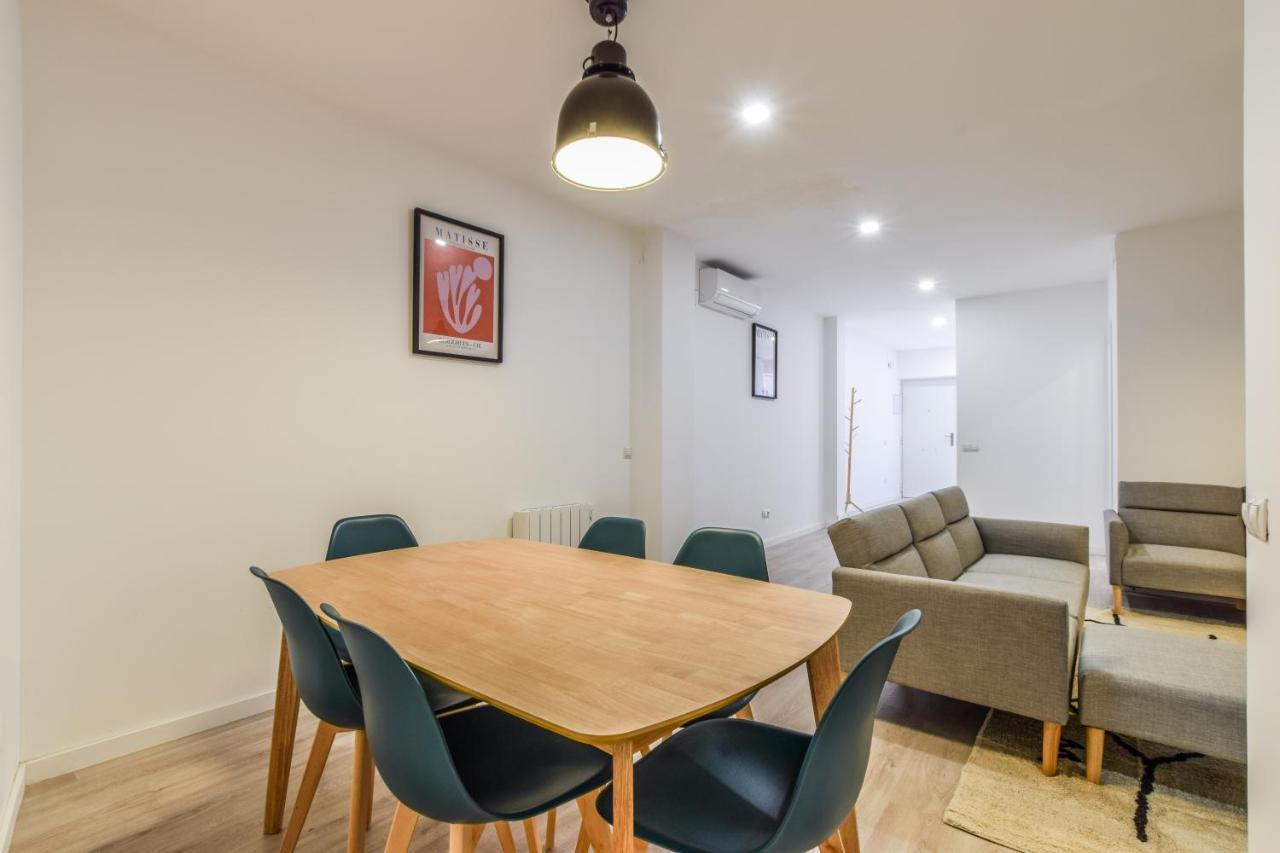 Apartamentos En Madrid Rio ภายนอก รูปภาพ