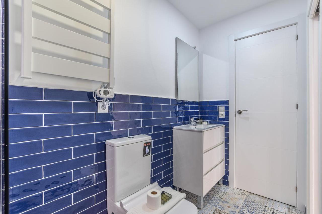 Apartamentos En Madrid Rio ภายนอก รูปภาพ